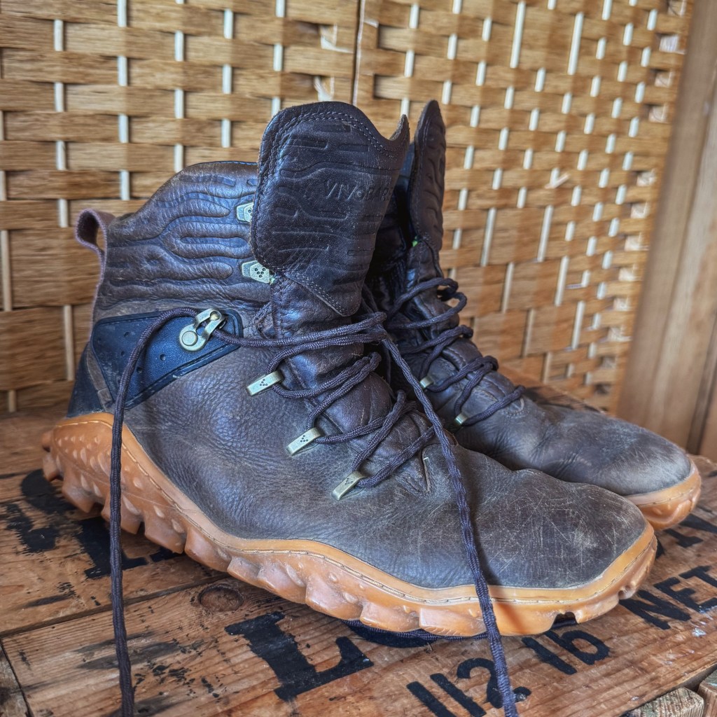 Vivobarefoot Tracker Forest ESC hiking boots in Forest Bracken brown leather.